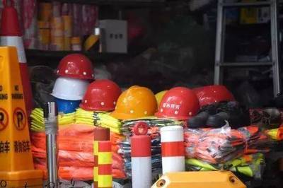 筑牢安全屏障 解讀國家特種勞動防護用品銷售新規(guī)，讓安全帽真正保安全